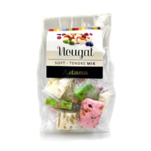 Turrones semiduros de diferentes sabores.