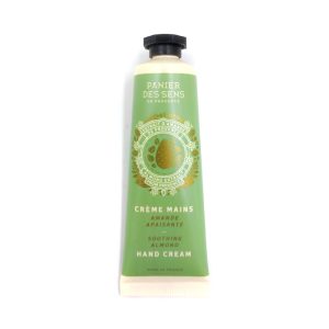 Crema de manos efecto calmante con aceite de almendras dulces.