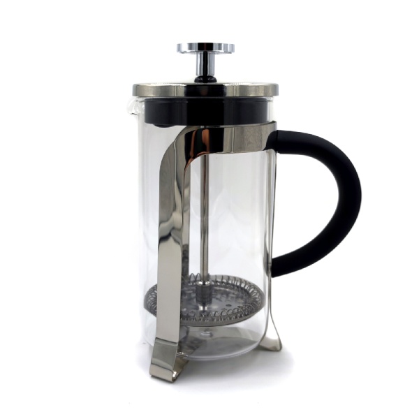 Tetera o cafetera de émbolo pequeña.