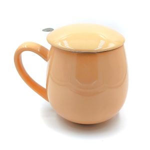 Taza con filtro y tapa para preparar tés e infusiones.
