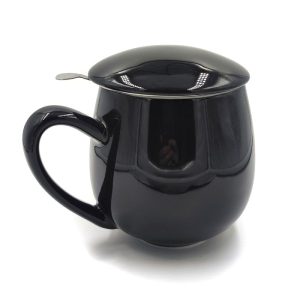 Taza con filtro y tapa para preparar tés e infusiones.