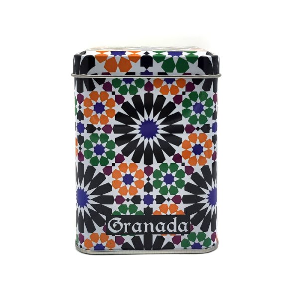 Lata decorada para conservar el té o las infusiones a granel.