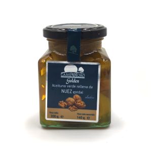 Aceitunas verdes gordal con nuez.