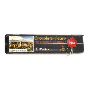 Tableta grande de chocolate negro artesano sin azúcar añadido.