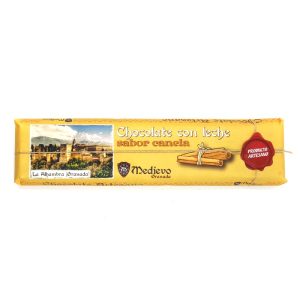 Tableta grande de chocolate con leche artesano con sabor a canela